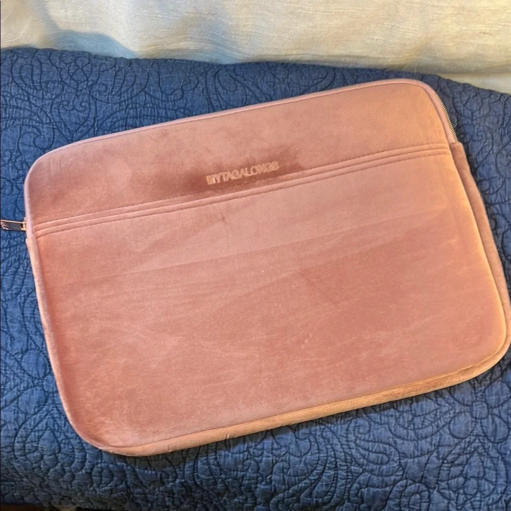 Mytagalong Pink Velvet Tablet Sleeve